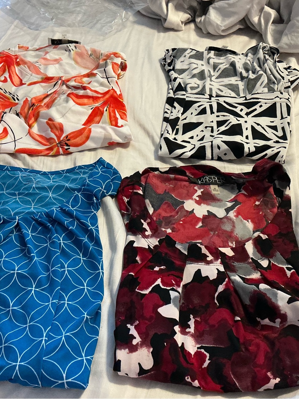 4 kasper tops
